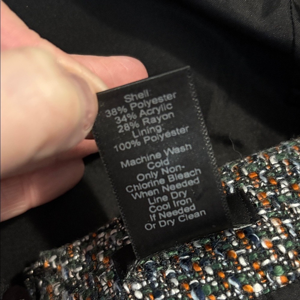 Elegant Ann Taylor Factory Tweed Skirt - Picture 13 of 13